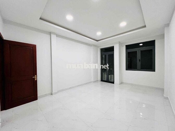 nhà đẹp Phường Tân Sơn, gần Deport Phạm Văn Bạch