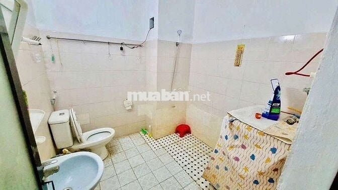 Cho thuê nhà Thịnh Quang 40m², 4 tầng, ô tô đỗ cửa, chỉ 12 triệu/tháng