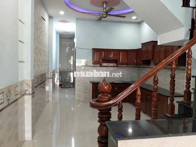 Nhà 1 Trệt 1 Lầu Đường Ông Nước Thô