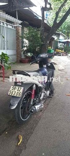 Suzuki Axelo Xanh trắng