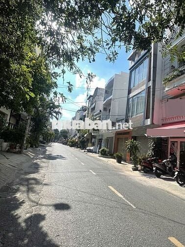  Nhà Mặt Tiền Đường Bàu Cát 1,  Nhà Mới, Phường 12, Quận Tân Bình.