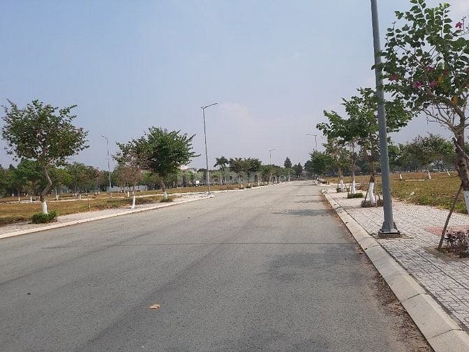 CHÍNH CHỦ BÁN 1 VÀI LÔ ĐẤT NỀN PHÚ THỊNH 1 & 2 DỰ ÁN SWAN PARK VỊ TRÍ 