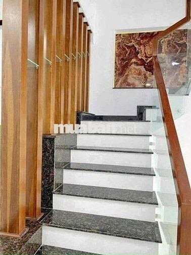 Nhà đẹp nhanh tay thì còn Mặt tiền Lê Thị Chợ quận 7