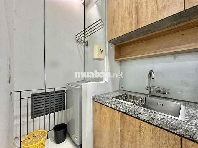 Phòng 40m2 Tại Thành Thái Quận 10 Gần ĐH Hoa Sen, Cầu 3/2, Lý Thái Tổ