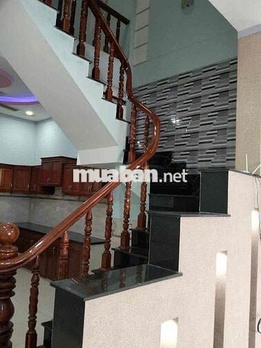 Nhà 1 Trệt 1 Lầu Đường Ông Nước Thô
