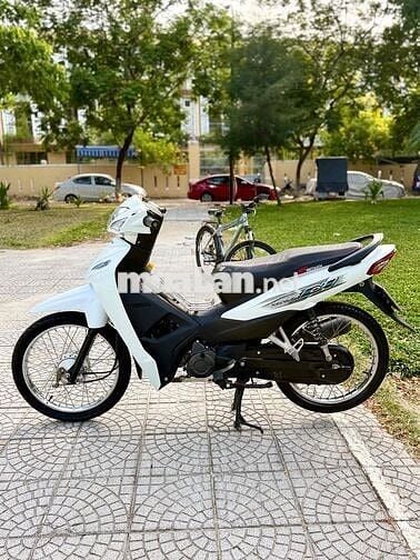 Honda Wave 2024 Trắng Việt Nam
