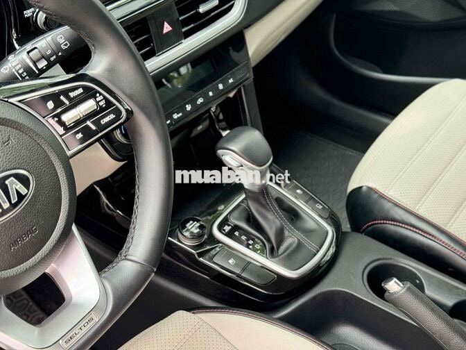 Kia Seltos 1.4 Premium 2020 Trắng