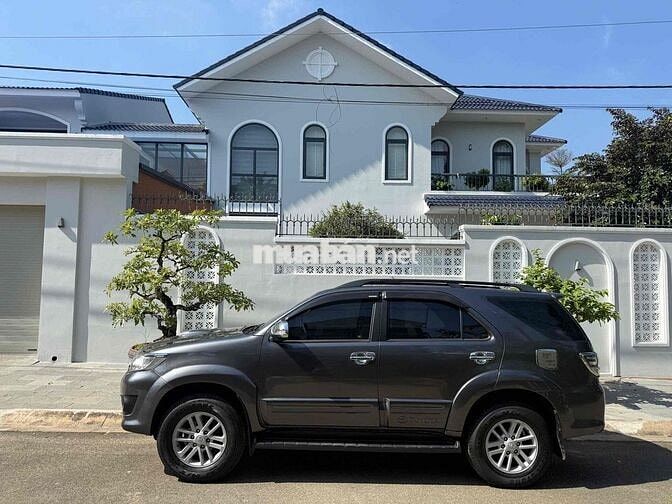 Toyota Fortuner 2014 Dầu Số sàn Xám