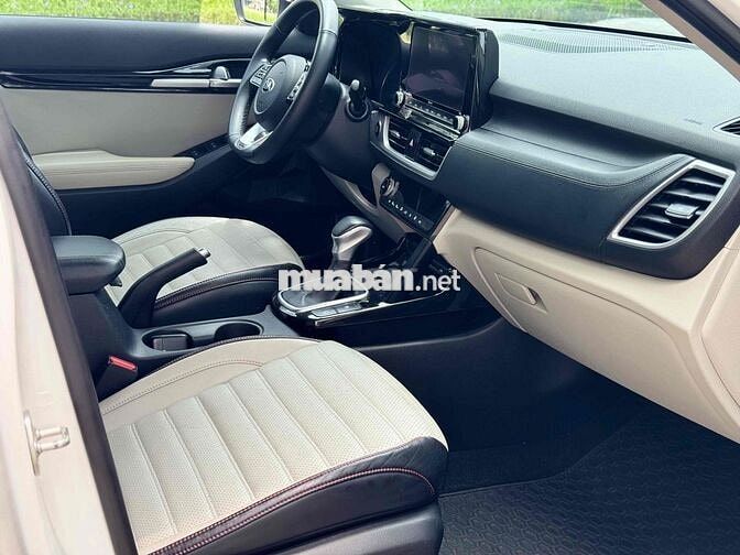 Kia Seltos 1.4 Premium 2020 Trắng