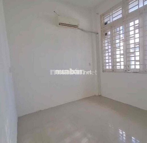 NHÀ [ 4 x 12] 1 lầu 2pn,2Wc ,hẻm 6m ,khu chợ bình long,bình tân