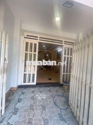 Cho thuê nhà giáp làng đại học 