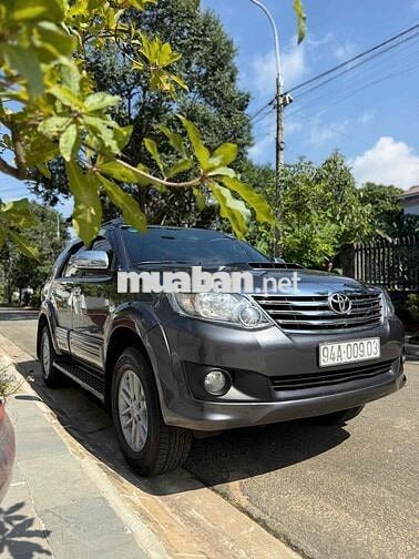 Toyota Fortuner 2014 Dầu Số sàn Xám