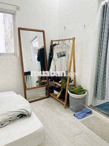 NHÀ MỚI 4PN  NỘI THẤT ĐẦY ĐỦ CMT8 QUẬN 3