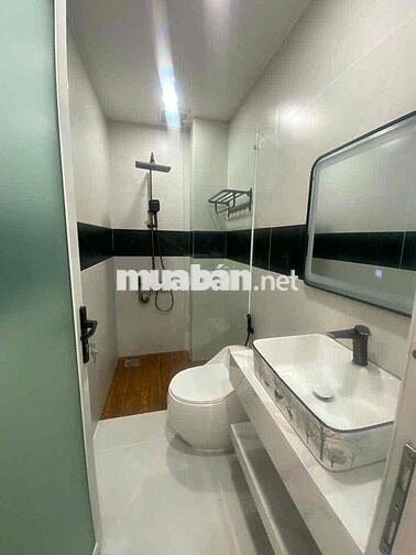 Bán nhà mặt tiền Hoà Bình -Đầm Sen, 60m2, 4x15m, 4 tầg, 4pn, đường 12m