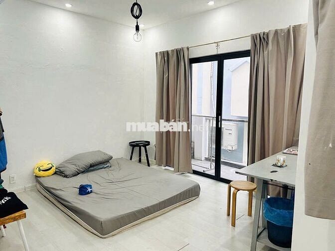 NHÀ MỚI 4PN  NỘI THẤT ĐẦY ĐỦ CMT8 QUẬN 3
