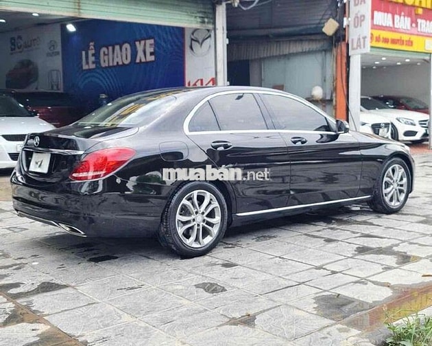 Mercedes-Benz C200 2015 8 vạn km Đen
