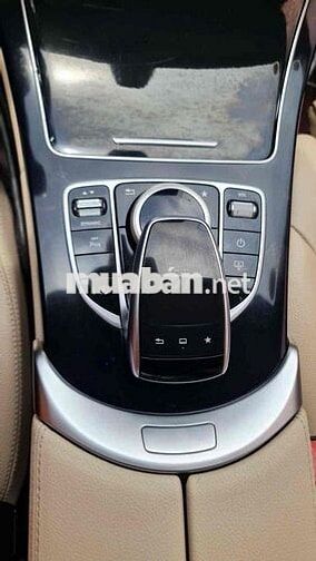 Mercedes-Benz C200 2015 8 vạn km Đen