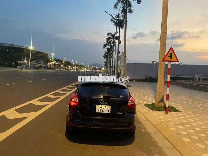 Chính chủ bán Focus 2013 xe đẹp giá tốt