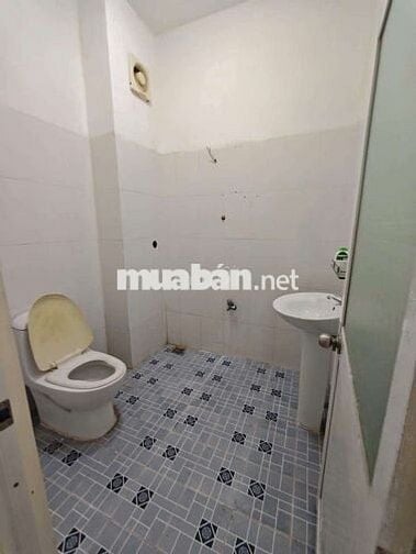 Nhà tại Kdc CTY 8, 4 phòng lớn, thuận tiện mở Vp CTY, lộ rộng