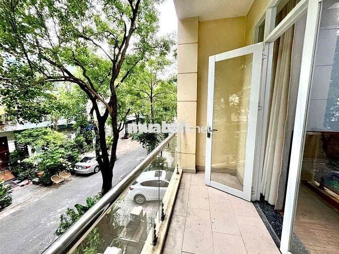 Cho thuê phòng đi bộ qua đại học RMIT, gần đại học TDTU Q7