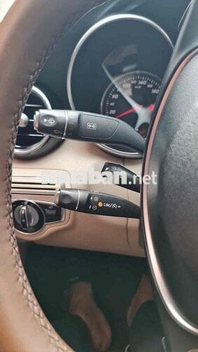Mercedes-Benz C200 2015 8 vạn km Đen