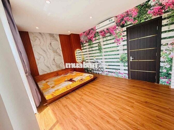 Nhà 1 trệt 2 lầu Hồng Loan hướng Đông Nam tài lộc