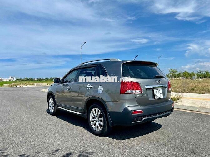 Kia Sorento 2011 dkld 7/2014 số sàn 12 vạn