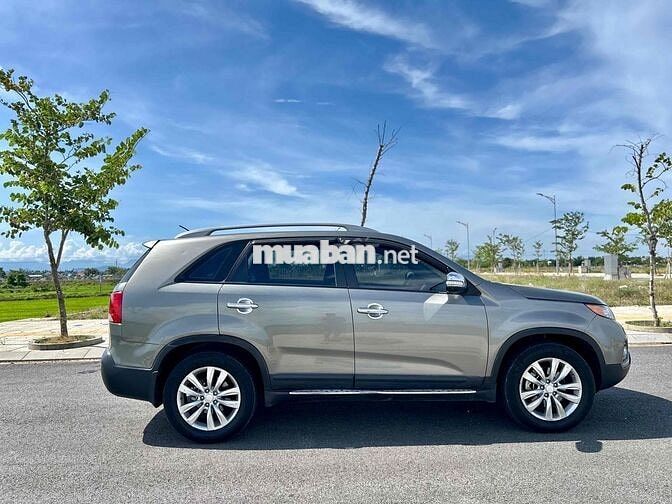 Kia Sorento 2011 dkld 7/2014 số sàn 12 vạn