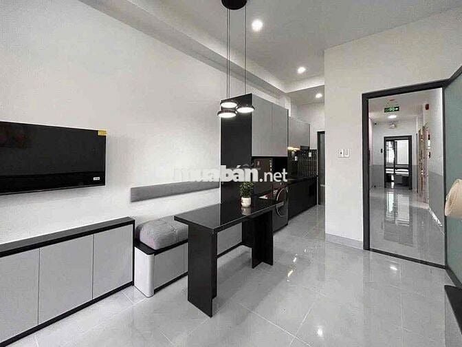 TRỐNG 3 PHÒNG - 1 PHÒNG NGỦ - ĐẦY ĐỦ NỘI THẤT - BAN CÔNG - TÔ KÝ