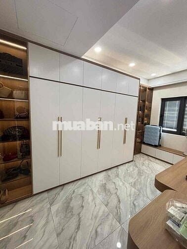 Nhà 4 lầu 4x20 mặt tiền đường mới đẹp full nội thất cao cấp