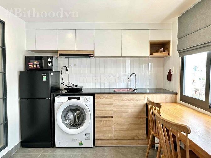 CHO THUÊ DUPLEX BAN CÔNG GIÁ RẺ NGAY ĐẠI HỌC HUTECH - ĐH UEF