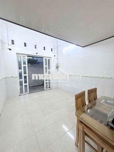 cho thuê nhà trệt lững 2pn lô ô tô 4m