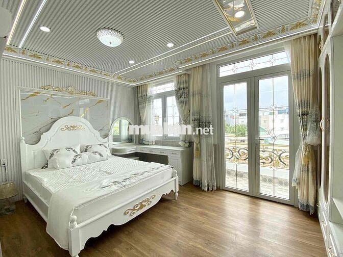 Biệt Thự cao cấp, ô tô ngủ nhà😊 Phú Xuân, Nhà Bè