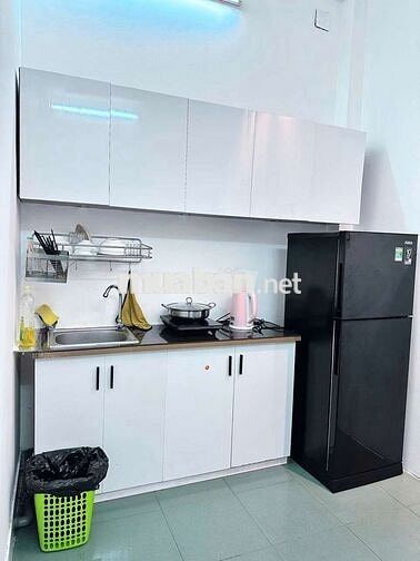 CHÍNH CHỦ cho thuê 1 ngủ bếp riêng, khép kín 40m2 mặt tiền Trường Sa