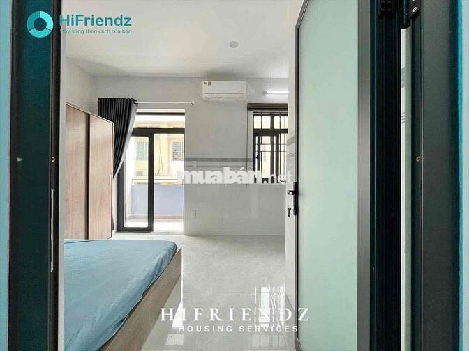 STUDIO BAN CÔNG CÁCH ĐH UEH 900M ĐẦY ĐỦ NỘI THẤT TẠI QUẬN 10