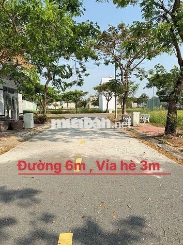 Đất mặt tiền Trung Tâm Hành Chính xã Thủ Thừa