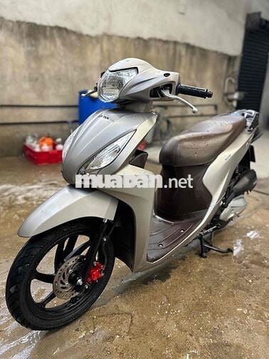 Honda Vision 2018 Bạc 15.000 km