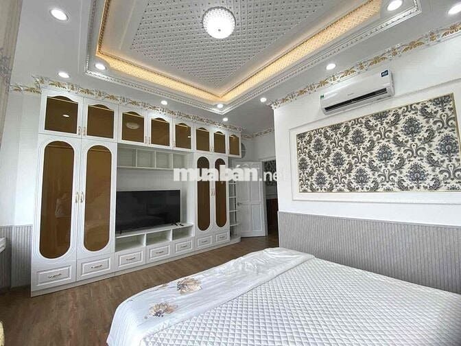 Biệt Thự cao cấp, ô tô ngủ nhà😊 Phú Xuân, Nhà Bè