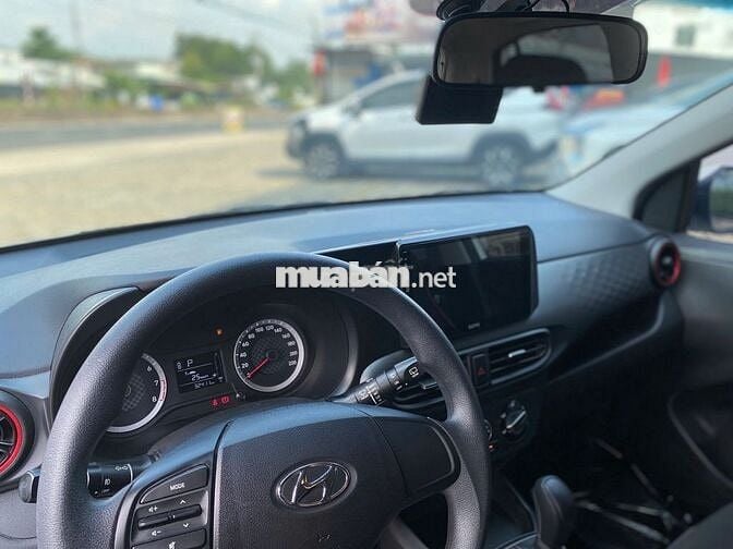 Hyundai I10 Hatchback 2022 Trắng Odo nhẹ 32.000KM