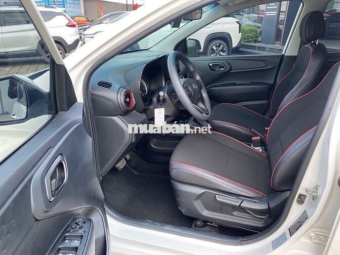 Hyundai I10 Hatchback 2022 Trắng Odo nhẹ 32.000KM