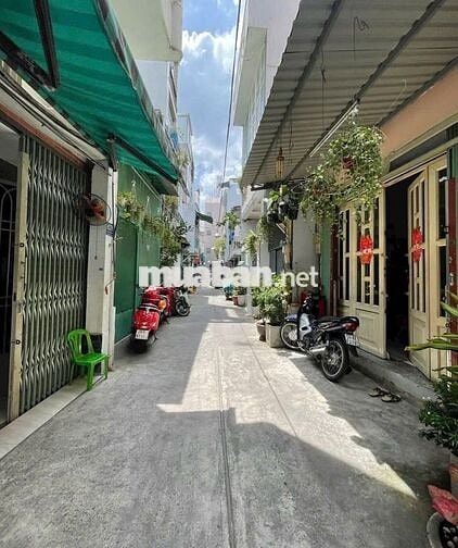 NHÀ MỚI SƠN SỬA GẦN MT LÊ VĂN SỸ QUẬN 3