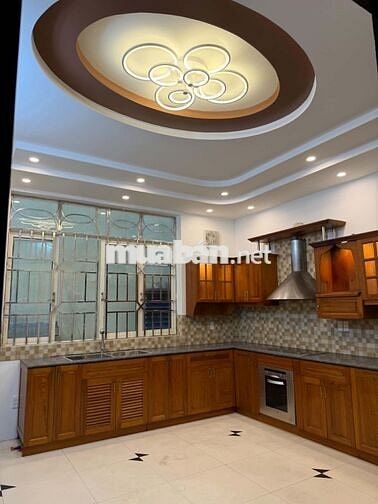Cho thuê nhà 5 tầng, 5PN đường HẢI HỒ, Hải Châu_ Giá 27tr còn bớt