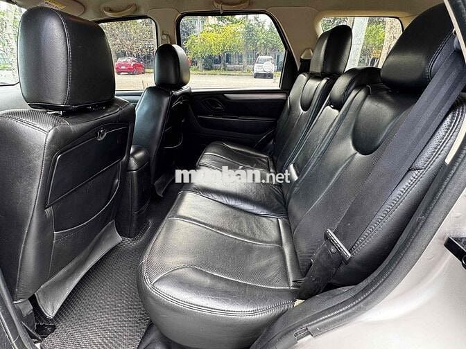 Ford Escape 2013 Tự động màu vàng cát