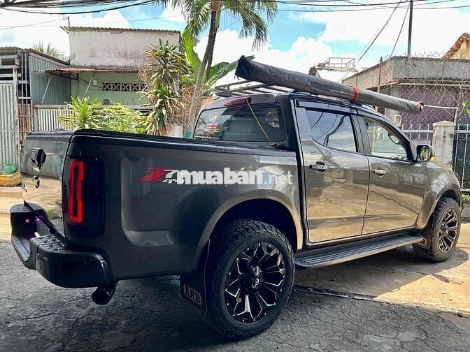 Chevrolet Colorado 2.8 LTZ 4x4 AT full đồ