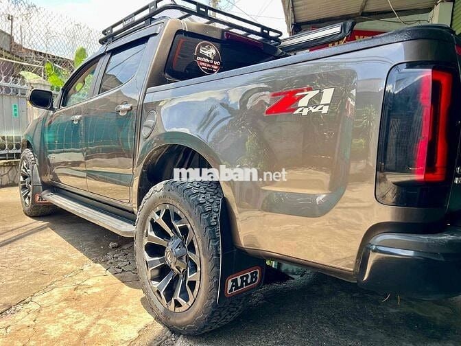 Chevrolet Colorado 2.8 LTZ 4x4 AT full đồ