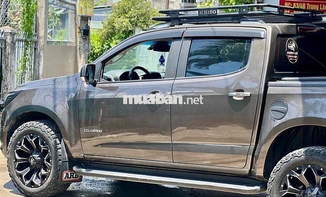 Chevrolet Colorado 2.8 LTZ 4x4 AT full đồ