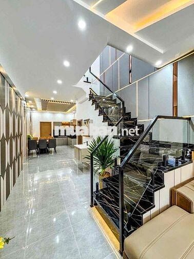 NHÀ ĐẸP TRUNG TÂM NINH KIỀU,HẺM 67 PHAN ĐĂNG LƯU KẾ VINCOM HÙNG VƯƠNG