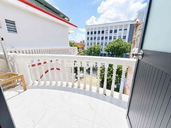 Căn Hộ 1 Phòng Ngủ Ban Công Gần Đại Học Kinh Tế Vạn Hạnh Mall Quận 10