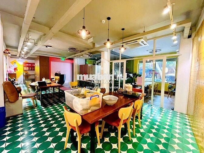 CHO NHÀ MẶT TIỀN  TRẦN CAO VÂN, QUẬN 1/ 胡志明市第一郡 Trần Cao Vân 街臨街大樓出租