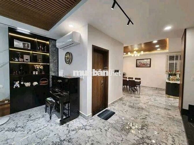 CHO THUÊ BIỆT THỰ THE PEAK GADEN 600 NGUYỄN LƯƠNG BẰNG QUẬN 7